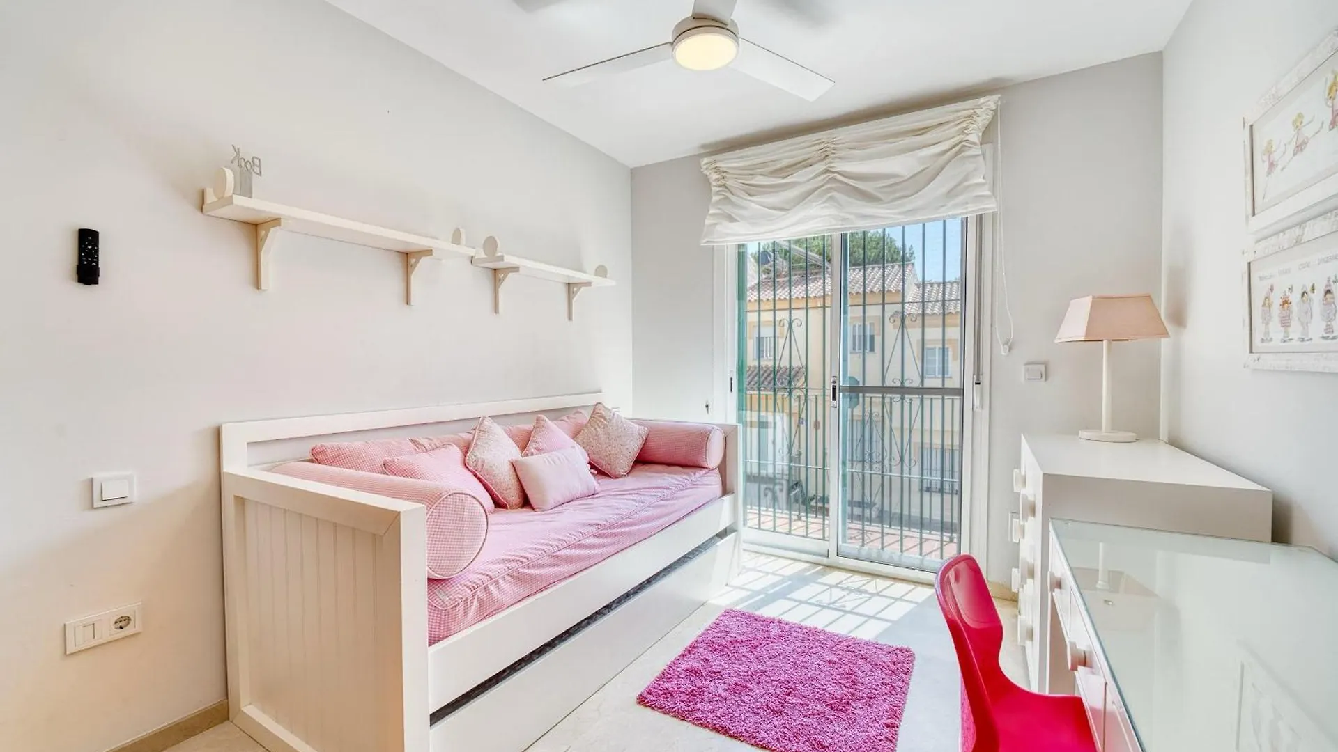 Villa 3068 Luxury Family Townhouse In Elviria, Marbella