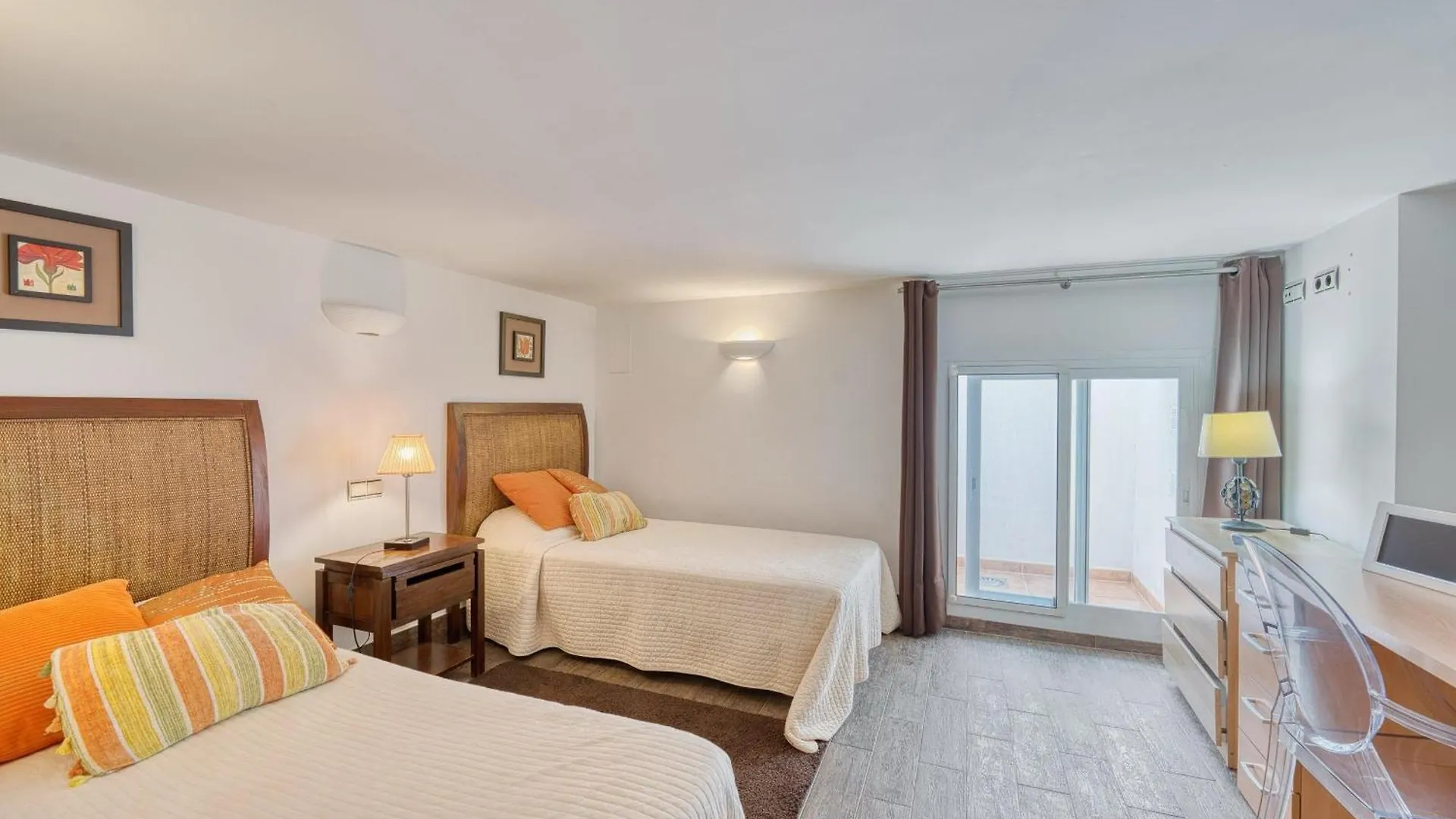 فيلا 3068 Luxury Family Townhouse In Elviria, ماربيا إسبانيا