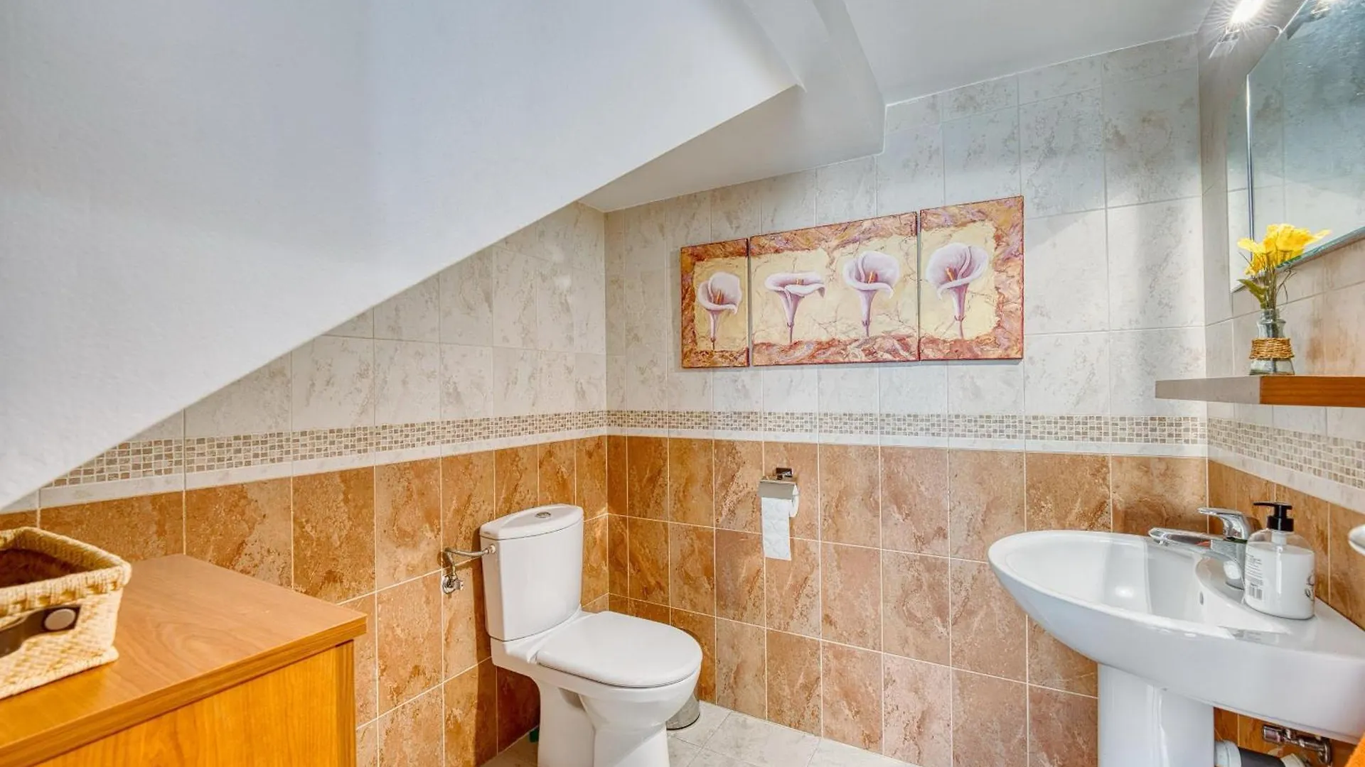 فيلا 3068 Luxury Family Townhouse In Elviria, ماربيا إسبانيا